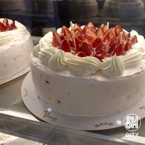 Baguio's Best Strawberry Shortcake, Vizco's, Now in Manila .